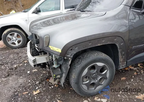 2018 Jeep Renegade Sport 4X4 from USA, damaged, VIN ZACCJBABXJPH11870